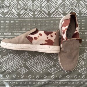 Brown & White Cowhide Hey Dudes
